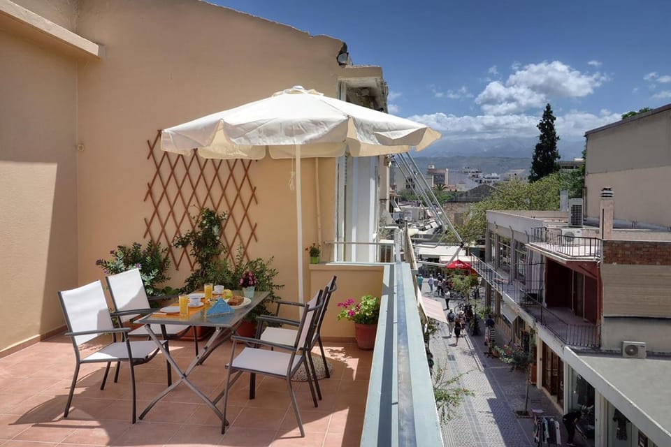 Emmanouil’s House Apartment in Chania
