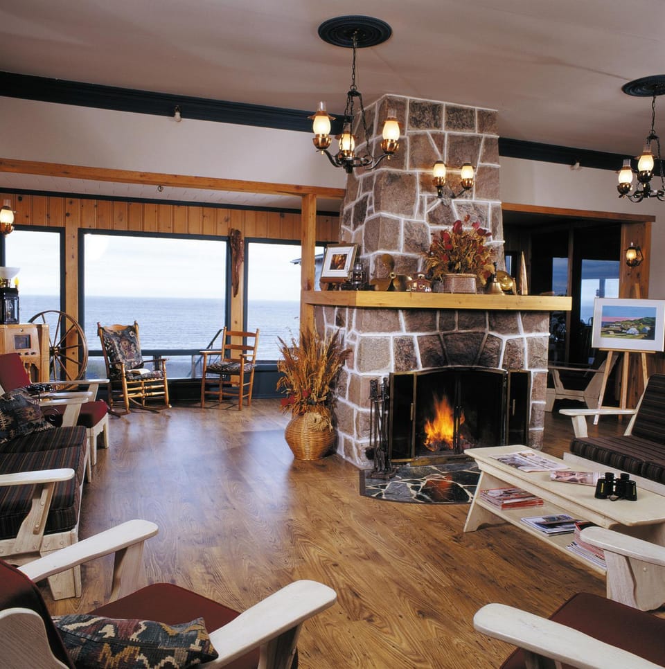 Communal lounge/ TV room, Lobby or reception, Lounge or bar