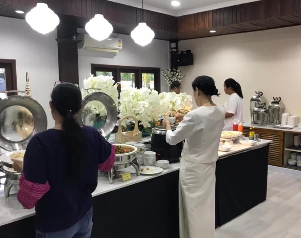 Buffet breakfast