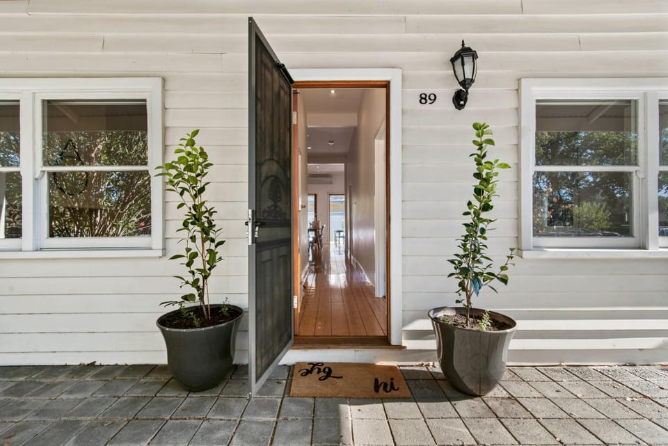 Central Bendigo Cottage, walk to everywhere!! House in Bendigo