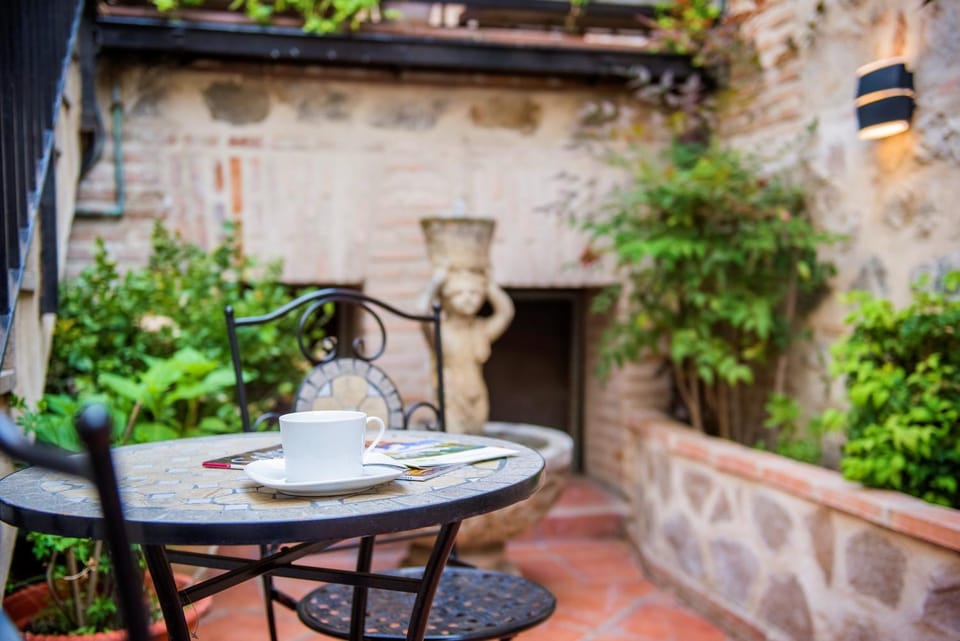 Patio, Balcony/Terrace