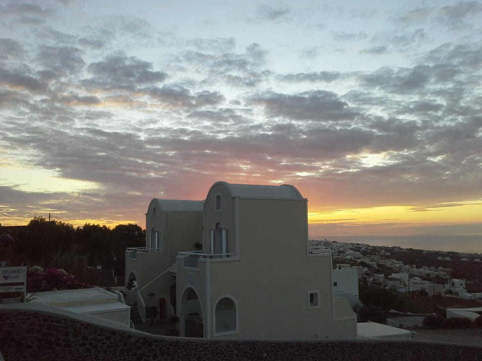 Facade/entrance, Sunset