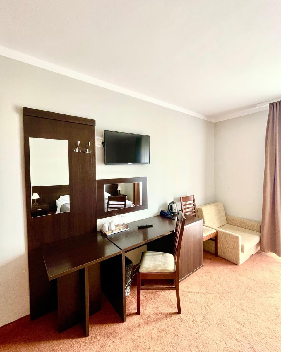 Bed, TV and multimedia, Other