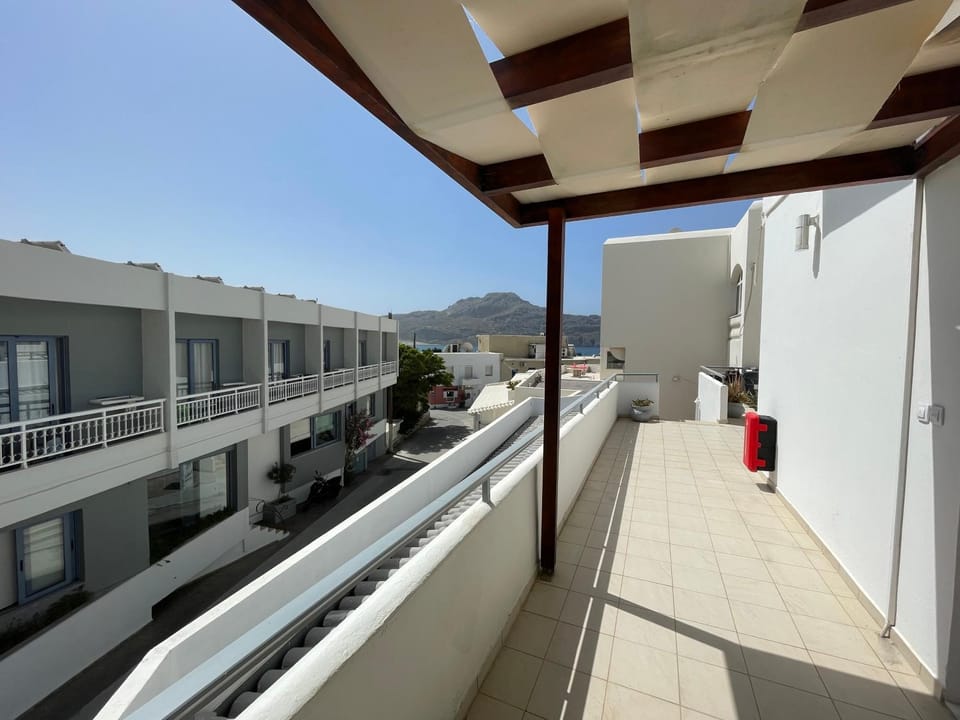 Property building, View (from property/room), Balcony/Terrace