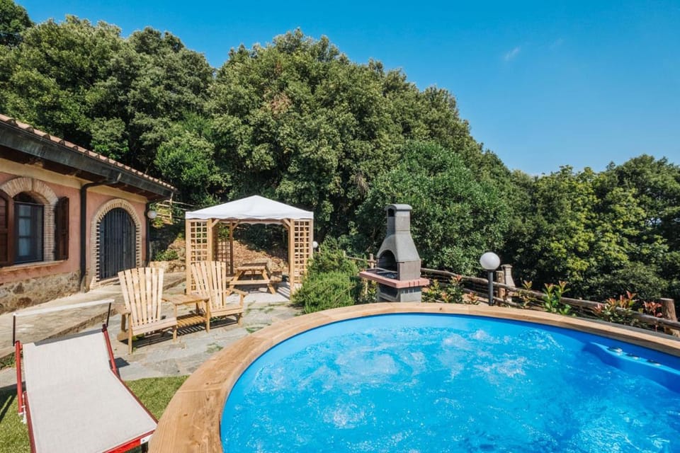 Garden, Hot Tub, Massage, Solarium, Bathroom, Balcony/Terrace, Spa and wellness centre/facilities, Swimming pool, Open Air Bath