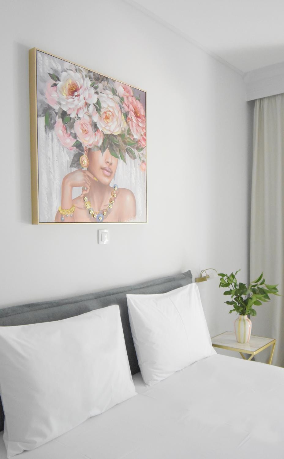 Bed, Decorative detail, Bedroom