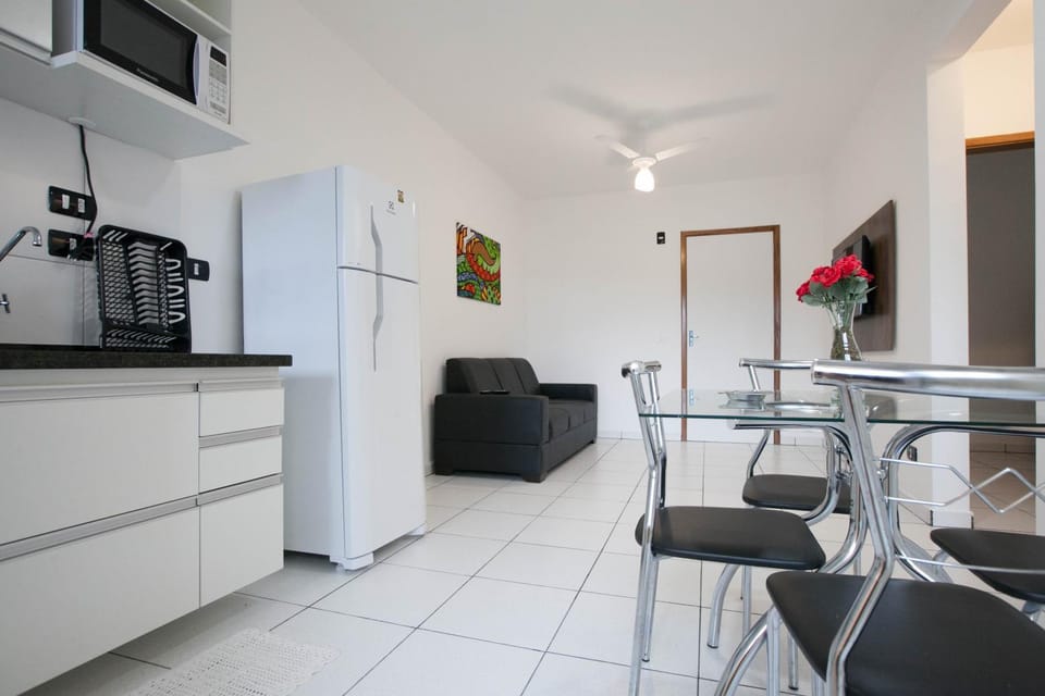 Dining area, Communal kitchen