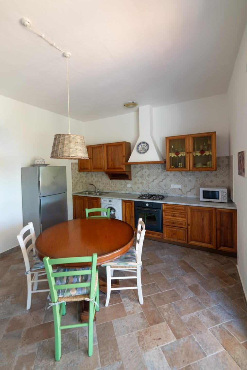 Property building, Kitchen or kitchenette, Living room
