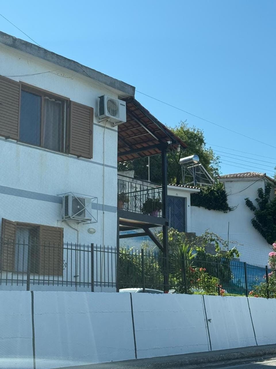 Joni's house Bed and Breakfast in Vlorë County, Albania