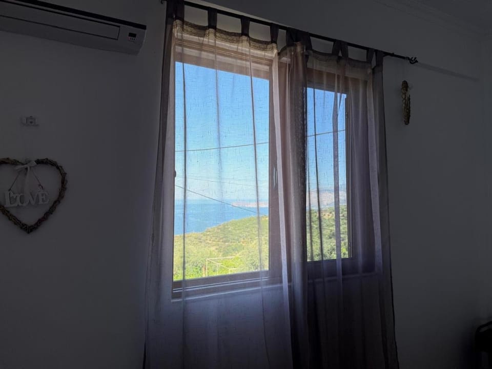 Joni's house Bed and Breakfast in Vlorë County, Albania
