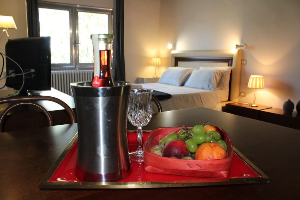 Food and drinks, Bedroom