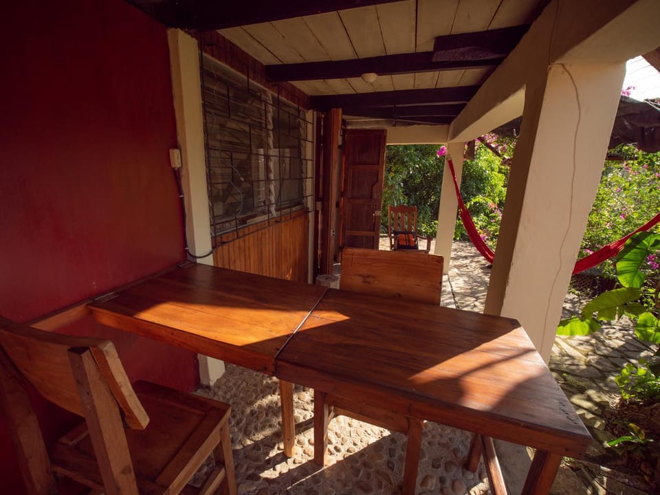 View (from property/room), Balcony/Terrace, Dining area