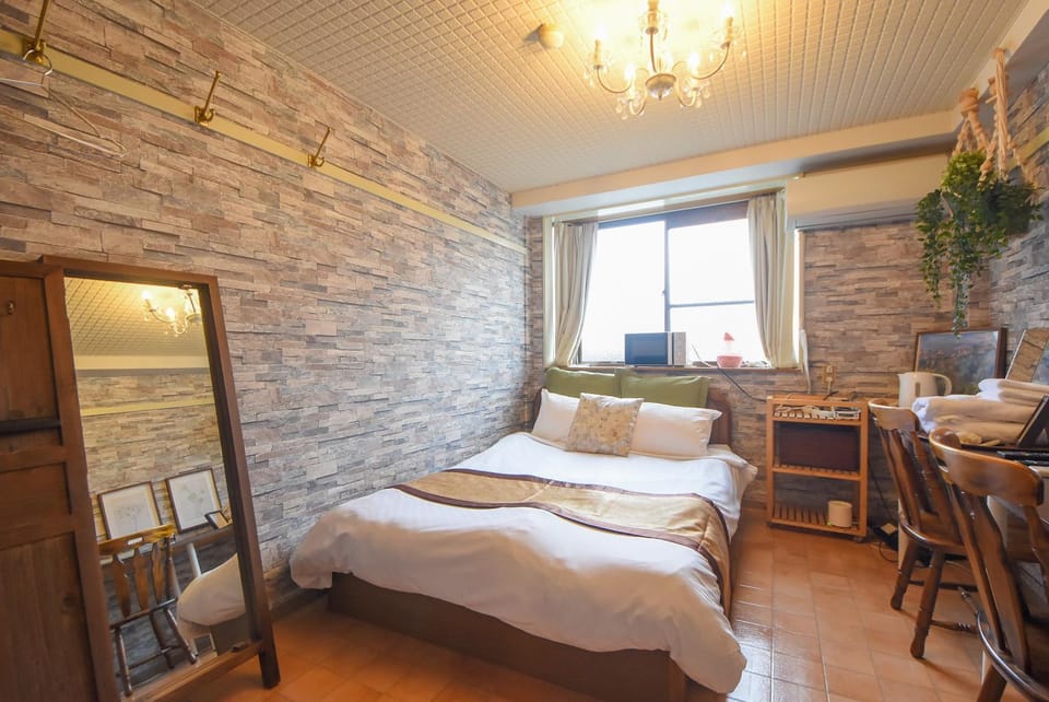 Bed, Photo of the whole room