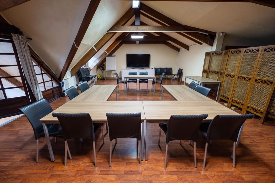 Meeting/conference room