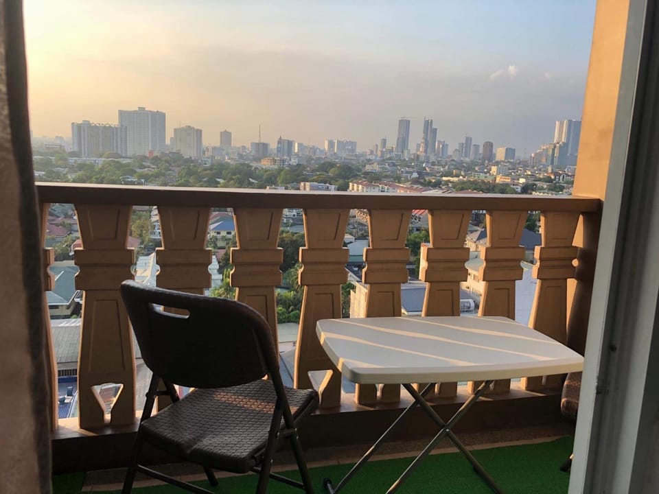 Pine Crest Condominium Apartment in Quezon City