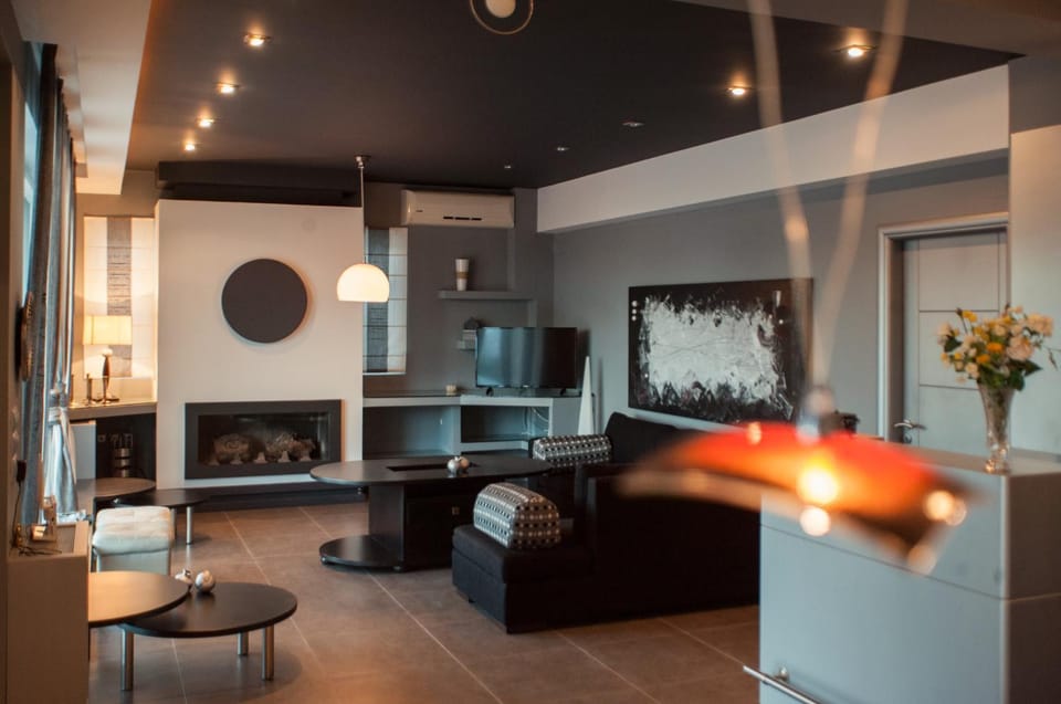 TV and multimedia, Living room, Seating area