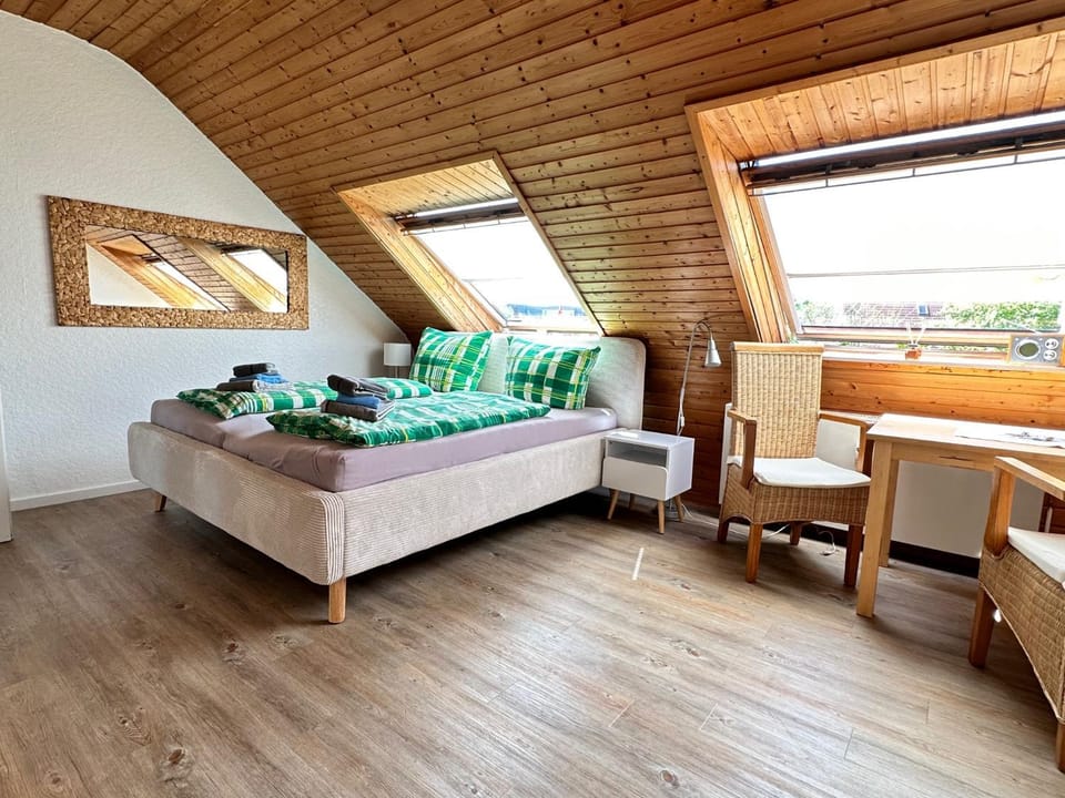 Living room, Photo of the whole room, Bedroom