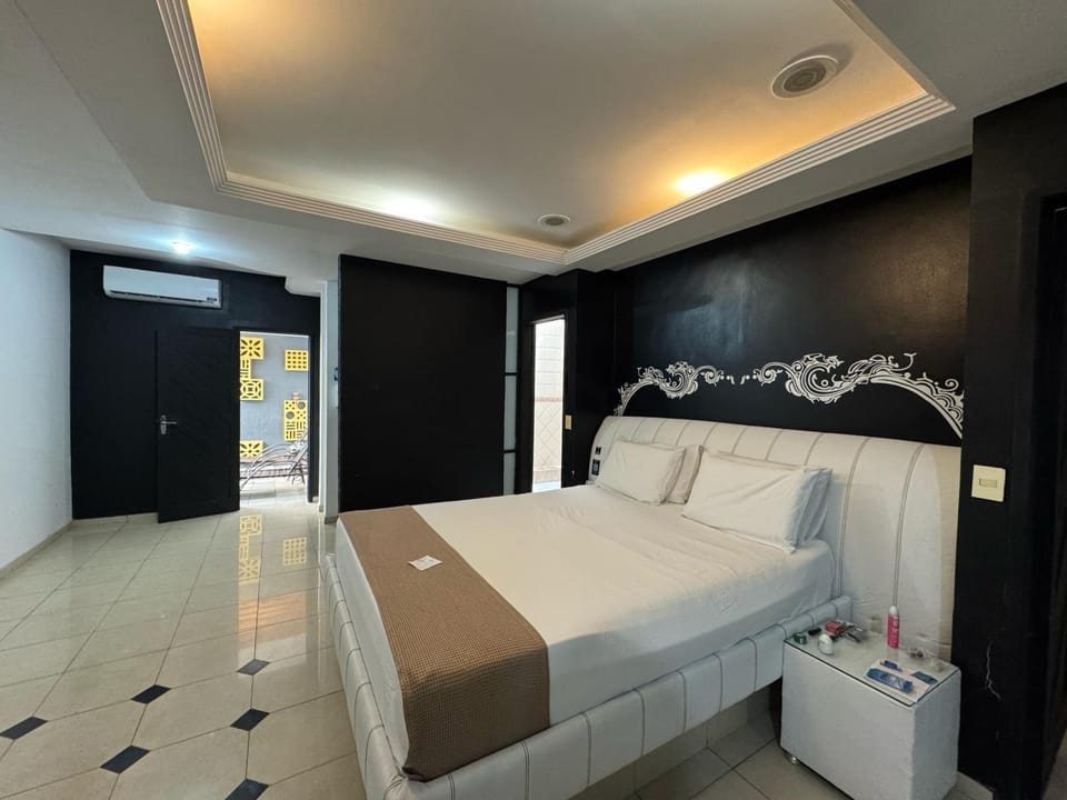 Shop Motel Love hotel in Campina Grande