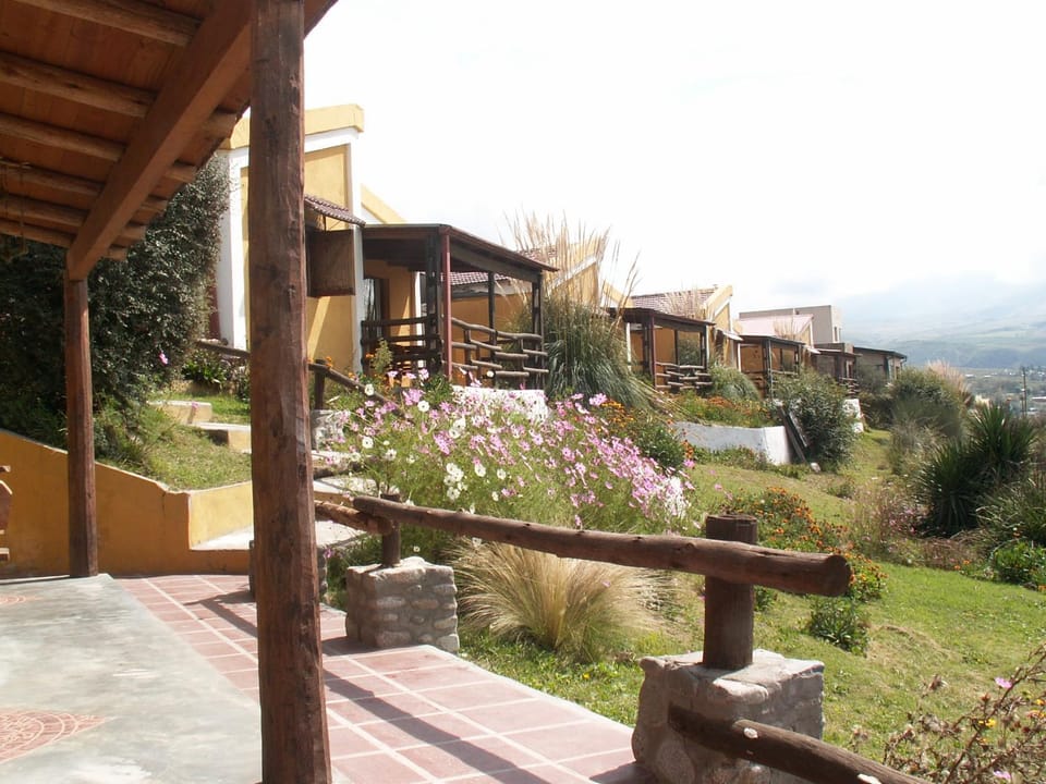 Day, Natural landscape, Garden, View (from property/room), Balcony/Terrace, Garden view, Mountain view