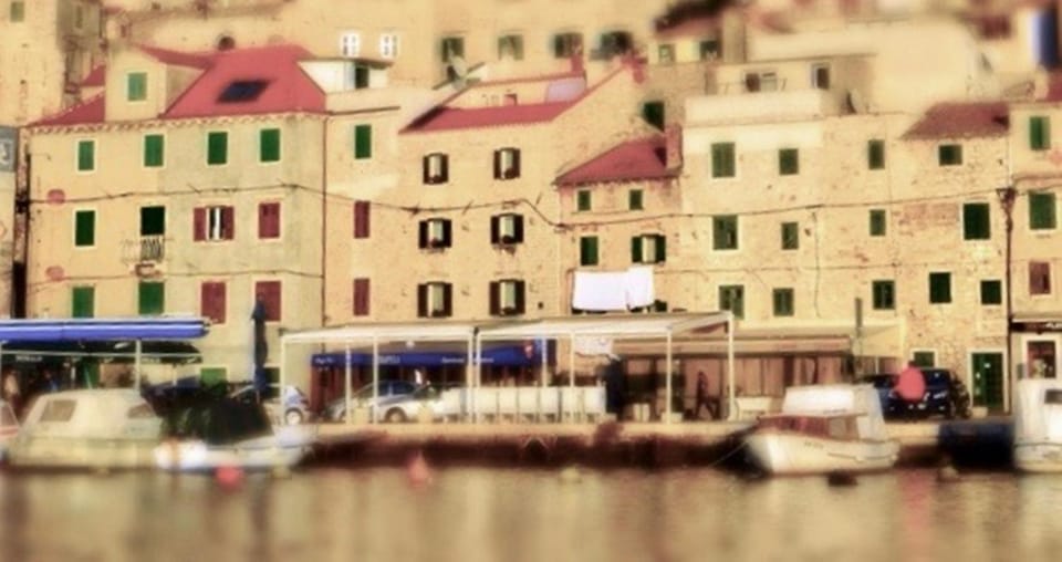 Property building, Facade/entrance, Summer, View (from property/room), Decorative detail, On site, Sea view, Seasons, Time of day, Location