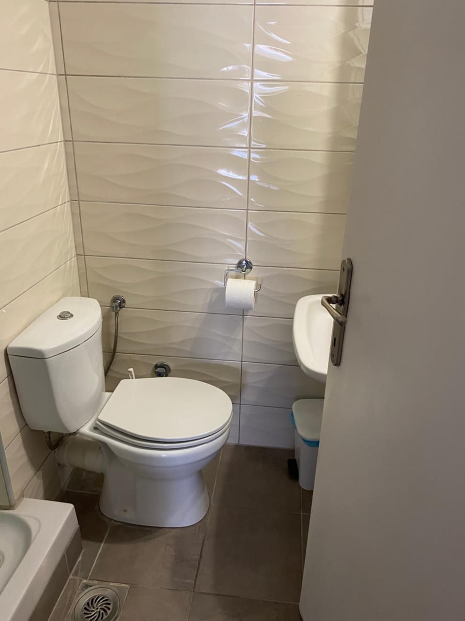 Nikos Rooms Apartment in Nea Peramos