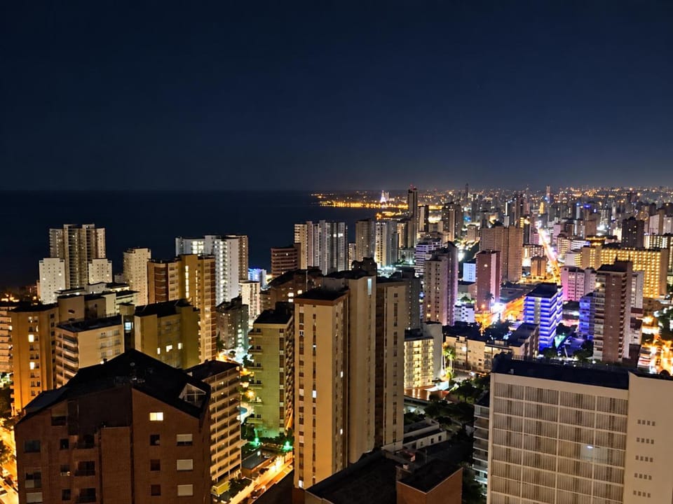 City view, Sea view
