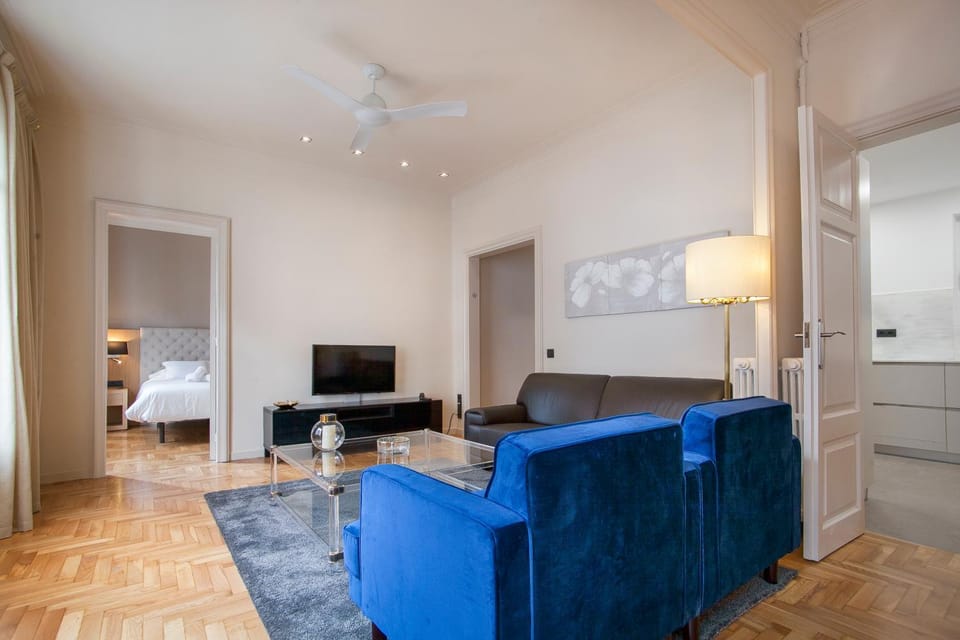 Tendency Sagrada Familia Luxury Apartment in Barcelona