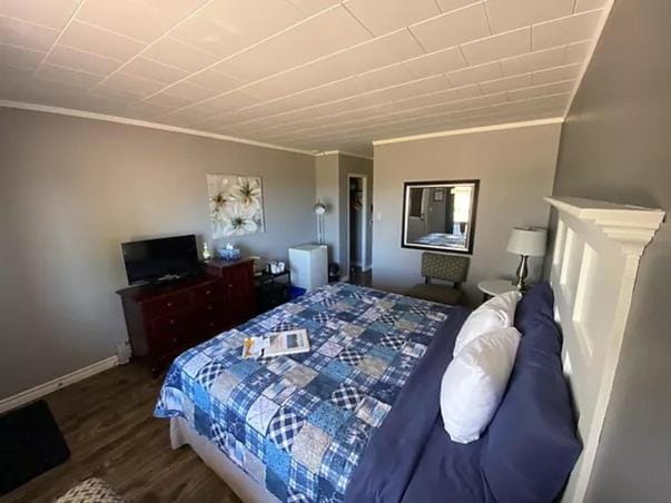 The Pines Motel and Cottages Motel in Prince Edward County