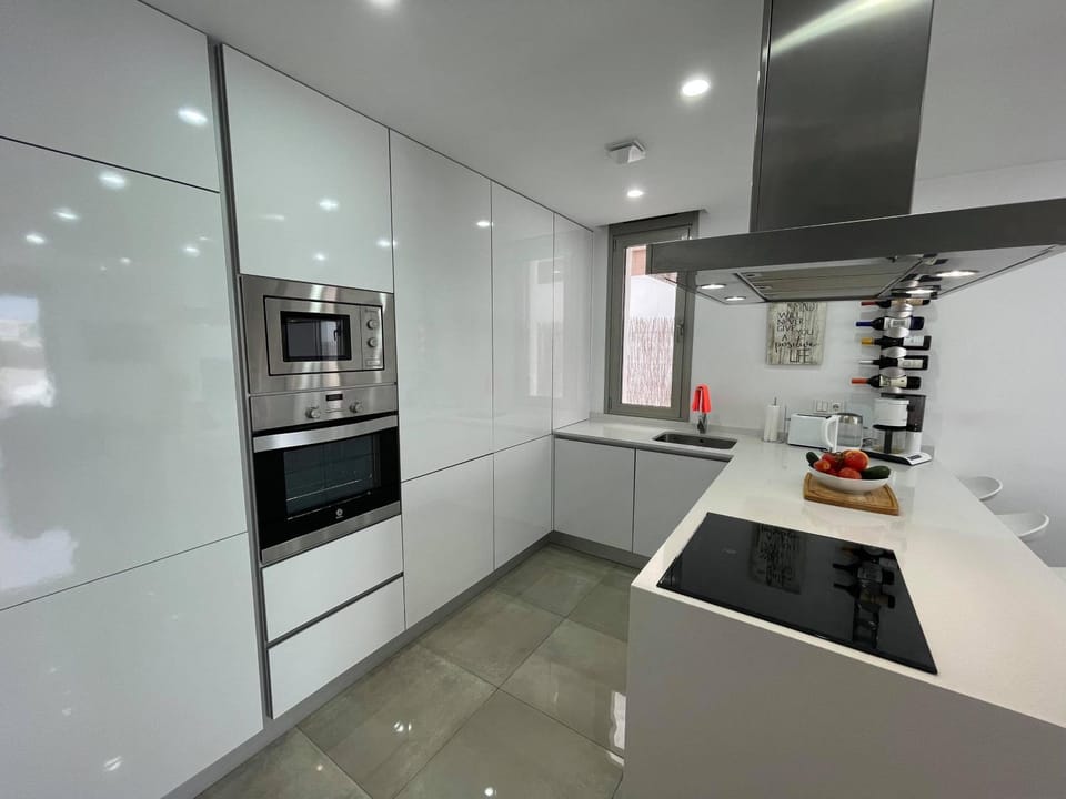 Kitchen or kitchenette, kitchen