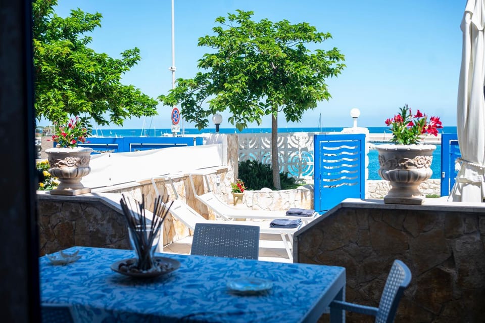 Property building, Patio, Sea view