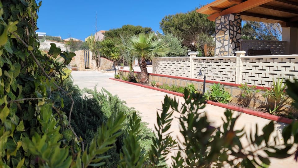 Mamalù Deluxe Apartment in Sicily