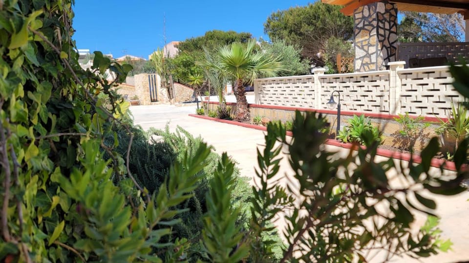 Mamalù Deluxe Apartment in Sicily