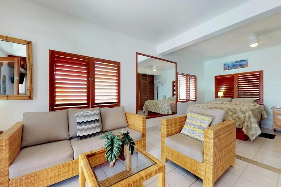 Oleander @ Caribe Island Apartment in Belize District