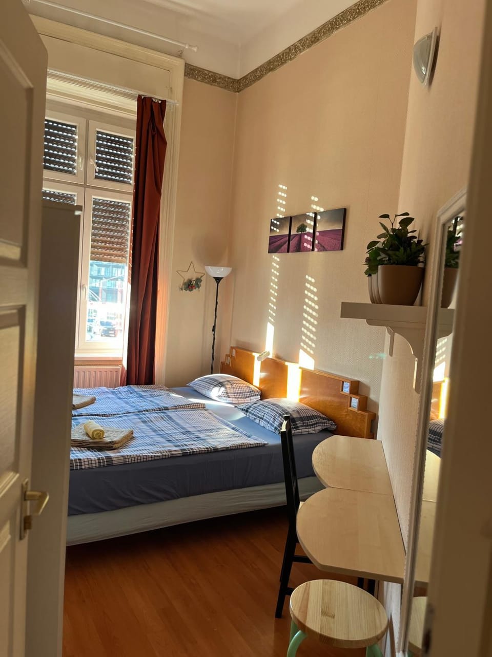 Bed, Bedroom, wardrobe