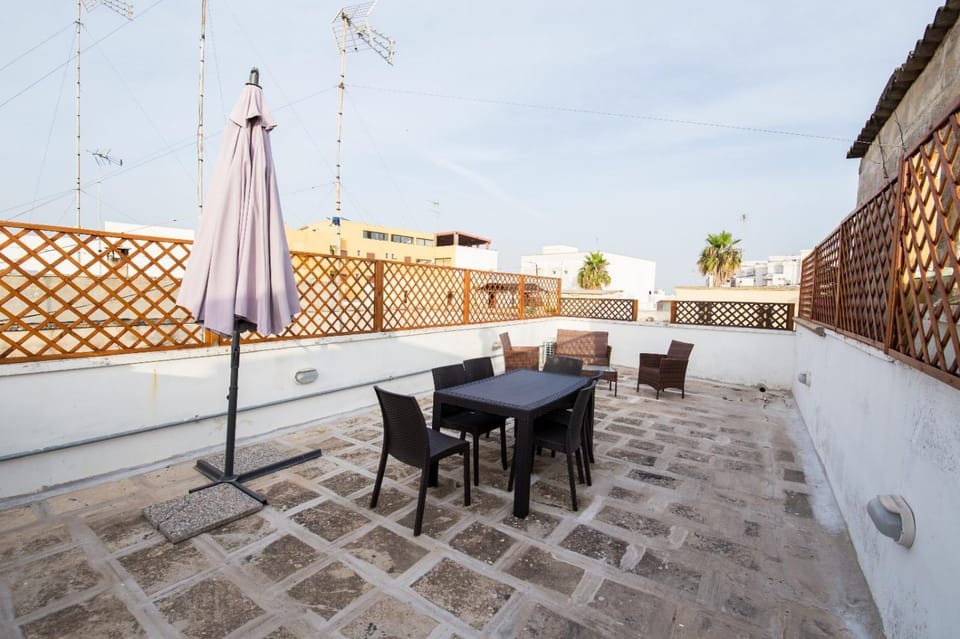 View (from property/room), Balcony/Terrace