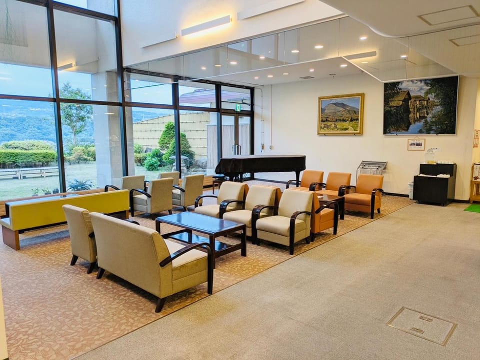 Lobby or reception, Seating area