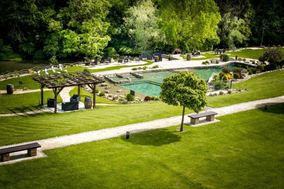 Garden, Pool view