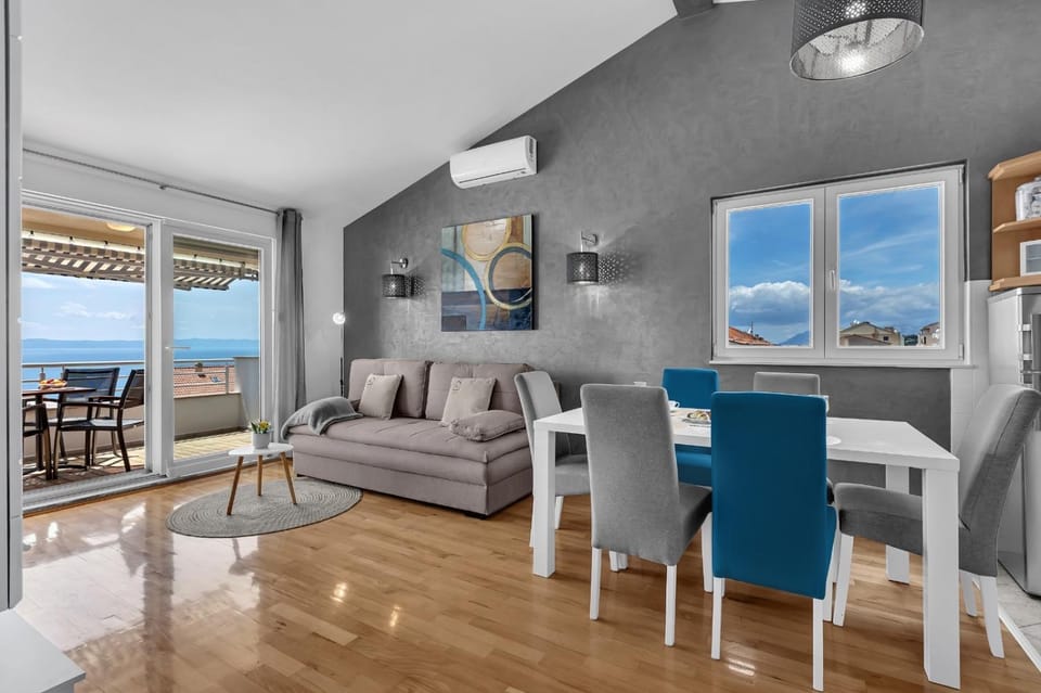 Kira Sea View apartment Apartment in Makarska