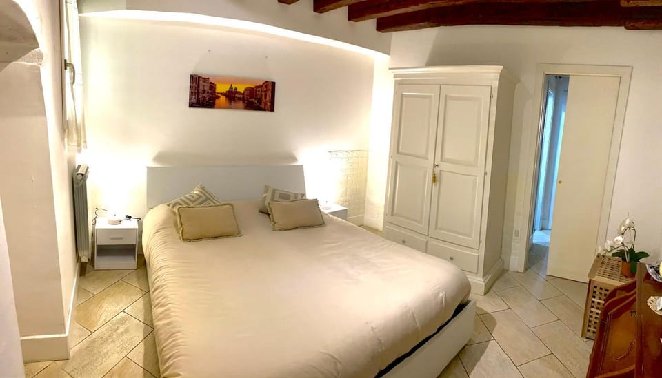 Biennale Ca Dario Apartment in Lido di Venezia