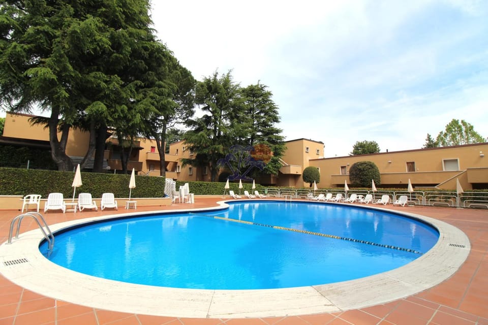 Pool view, Swimming pool, Swimming pool