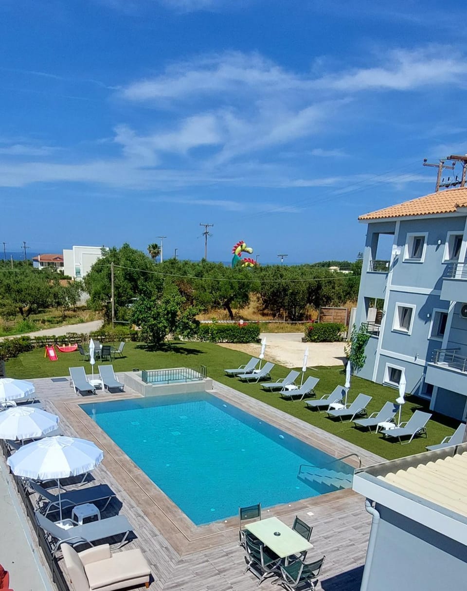 Property building, Swimming pool