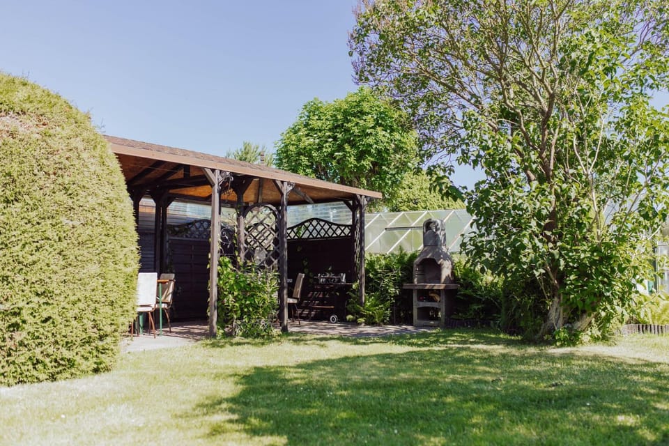 BBQ facilities, Garden