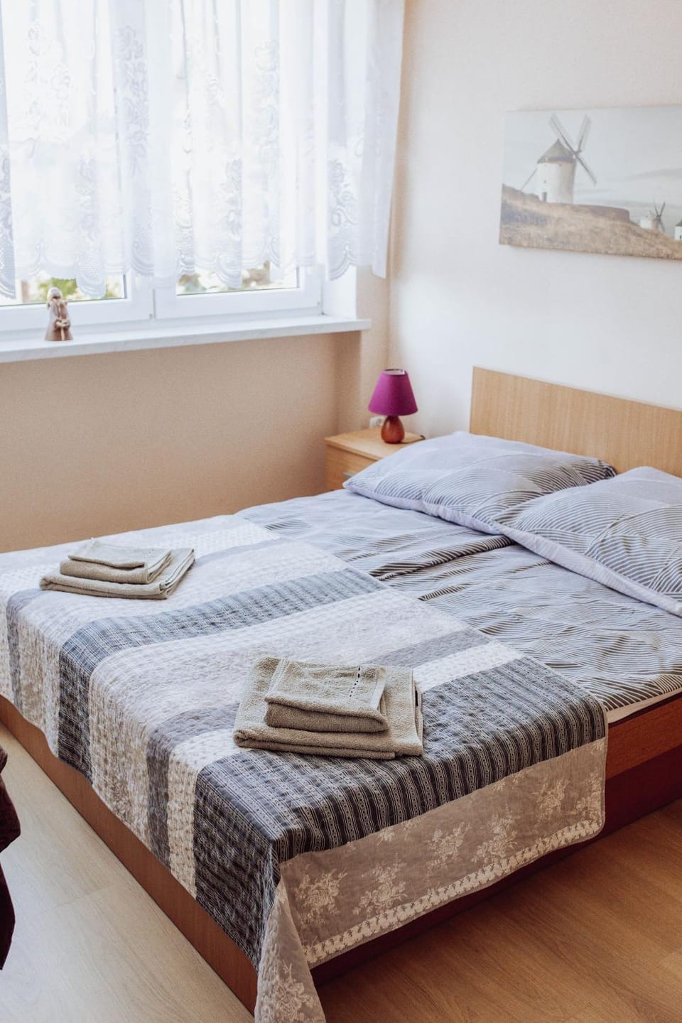 Bed, Photo of the whole room