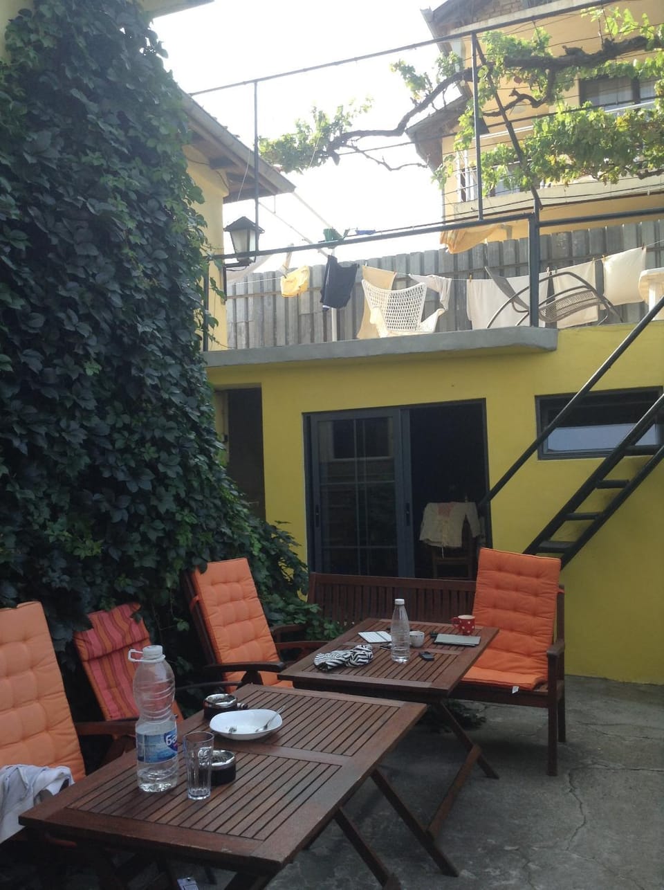 Facade/entrance, Kitchen or kitchenette