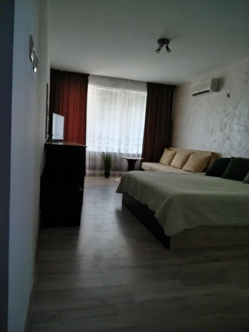 студия ЛИЛИЯ Bed and Breakfast in Burgas Province