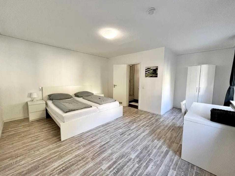 Bed, Photo of the whole room