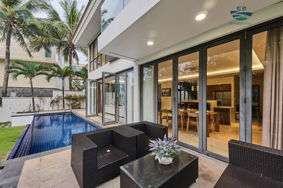 Patio, Day, Living room, Seating area, Dining area, Pool view, Swimming pool, sunbed