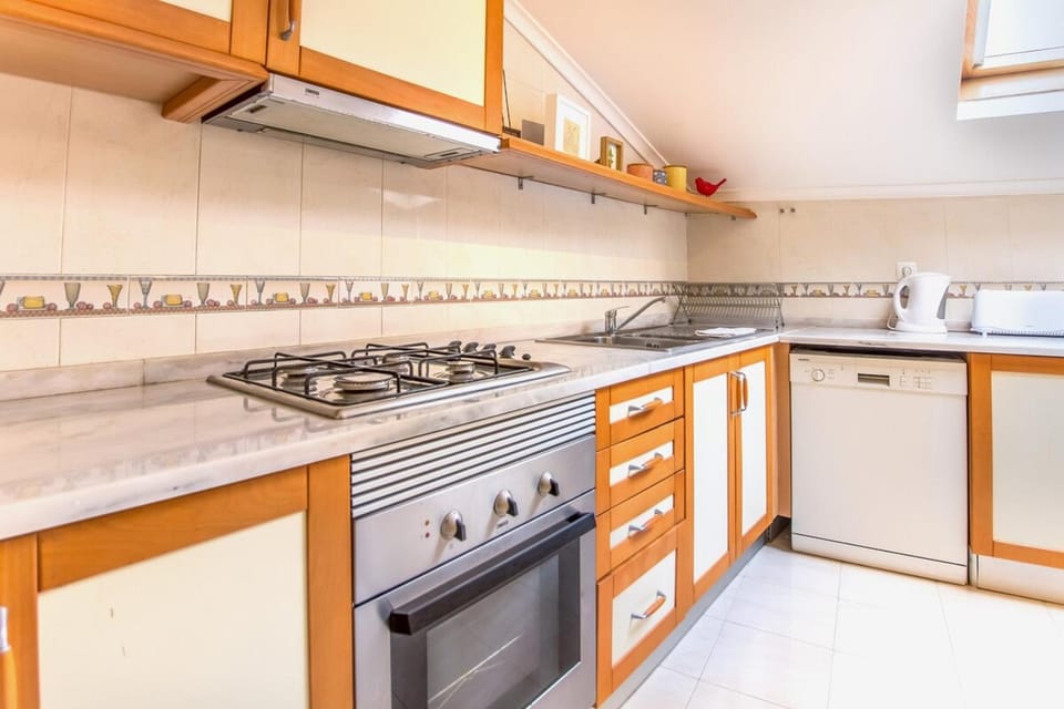 Casa Mouraria Castle Views Apartment in Lisbon