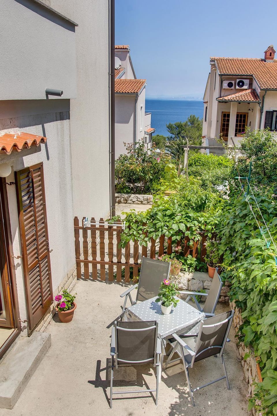 Property building, Sea view