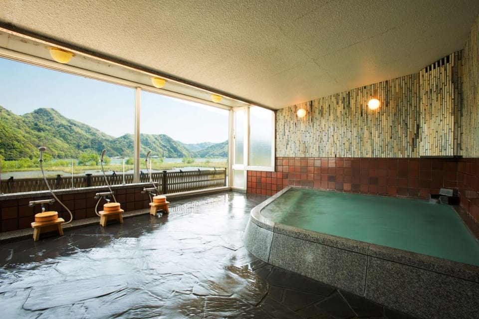 Natural landscape, Mountain view, Public Bath
